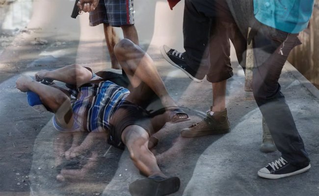 චොකලට් සොරකමකට චෝදනාලැබූ පුද්ගලයෙකුට පහරදී මරුට