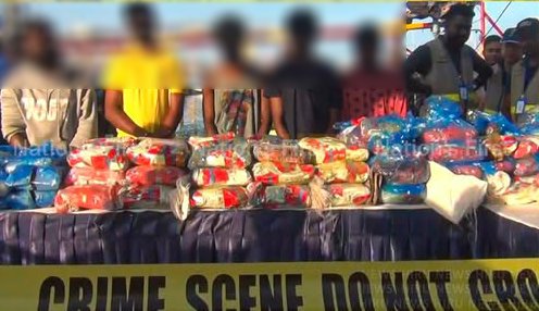 මත්ද්රව්ය සමඟ බහුදින ධීවර යාත්රාවක් අත්අඩංගුවට